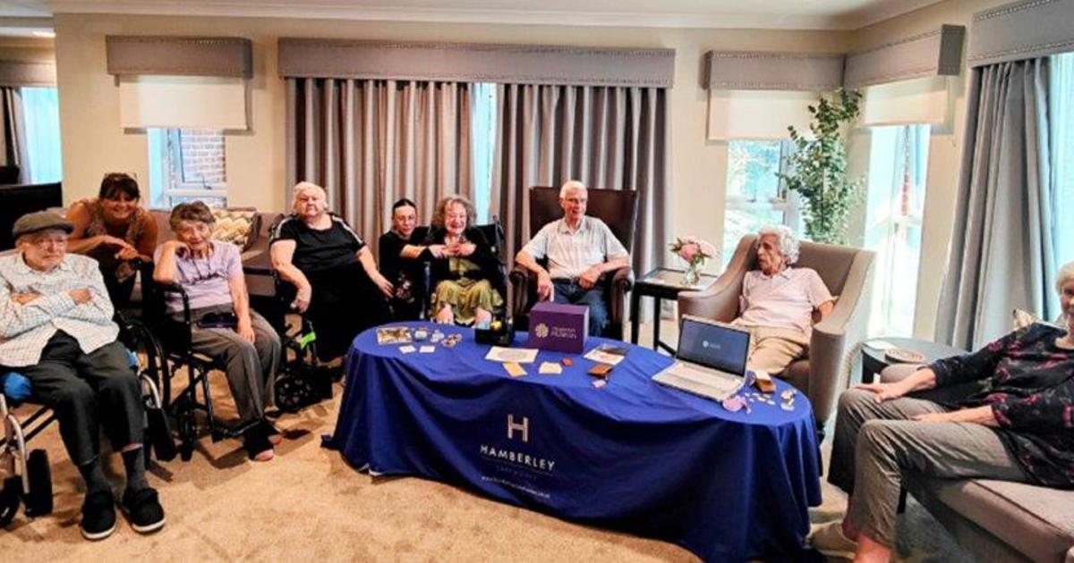 Old coins spark sweet memories for Alston House residents