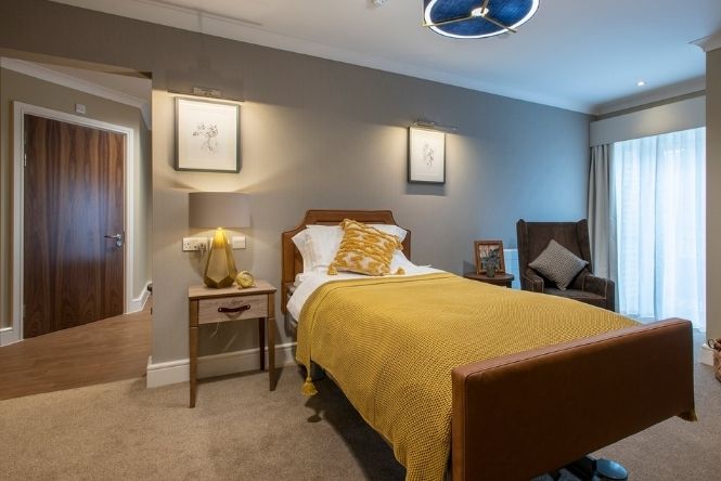 En-suite bedroom at Brookwater House Palmers Green