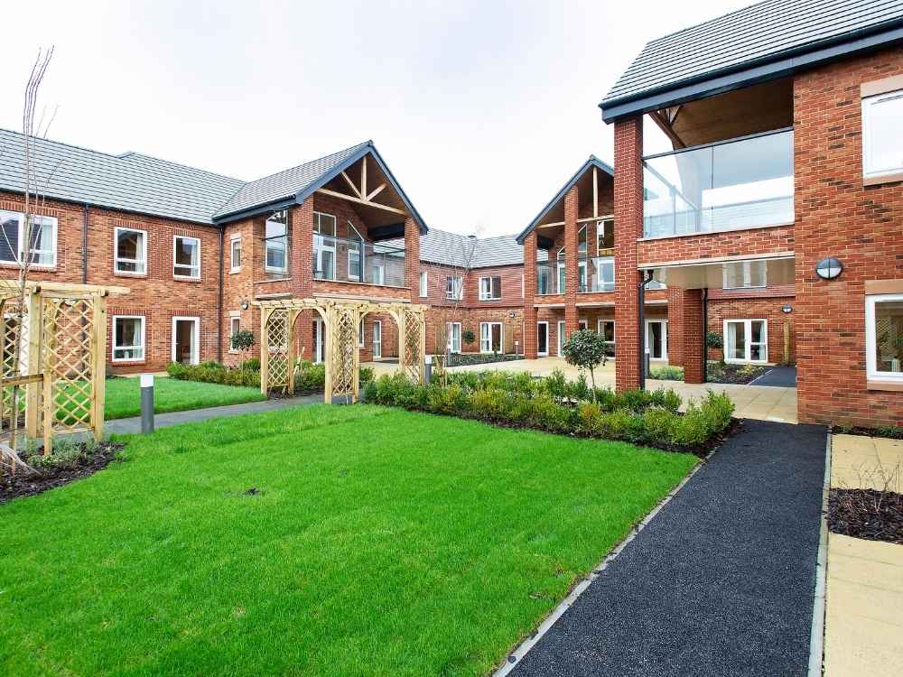 Abbots Wood Manor Care Home in Hailsham, Sussex