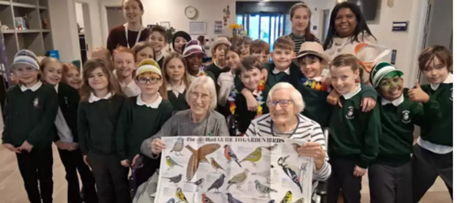 Residents and Schoolchildren Take Part in the Big Garden Birdwatch at Elstow Manor