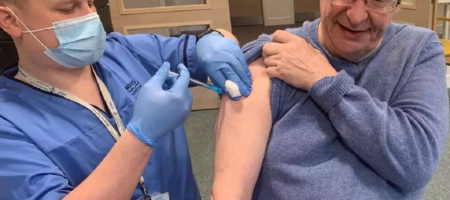 Newton House Care Home in Newton Mearns sees first residents vaccinated 