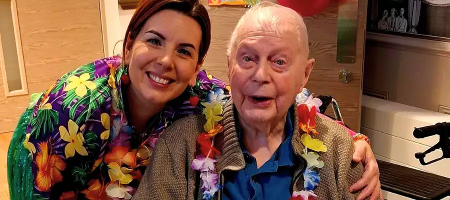 Hawaiian Day Brings Sunshine to Chawley Grove