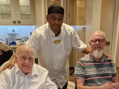 Nesbit hosts fine dining evening for resident foodies