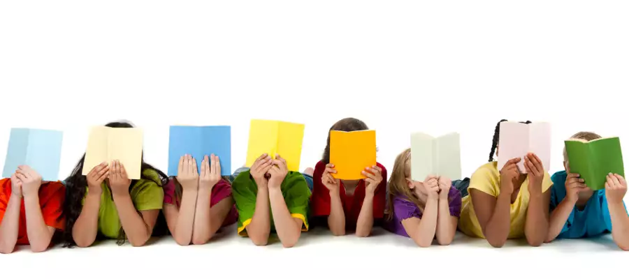 EDWALTON BOOK DONATION PUTS A SMILE ON CHILDREN’S FACES