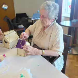 A Sunny Start To Spring Gardening At Caddington Grove (2)