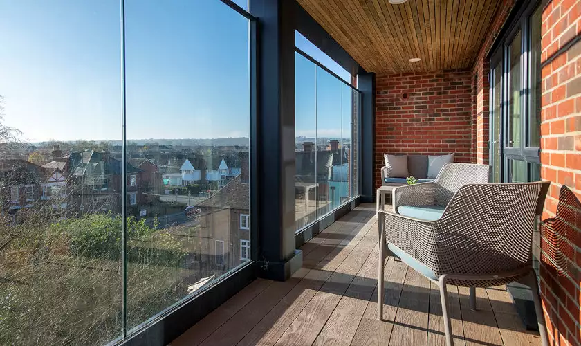 Balcony at Alston House Care Home in Eastleigh Balcony at Alston House Care Home in Eastleigh