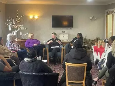 Learning About Dementia At Caddington Grove 