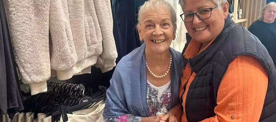 Feel-good shopping trip for Verwood House residents proves a treat